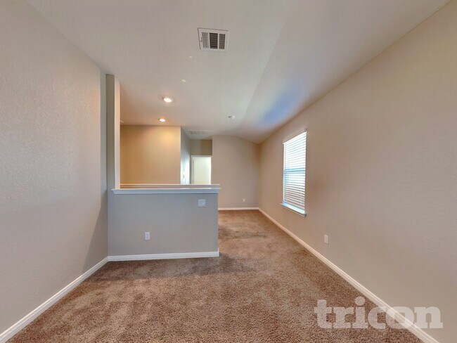 Building Photo - 13547 Emerson Wy