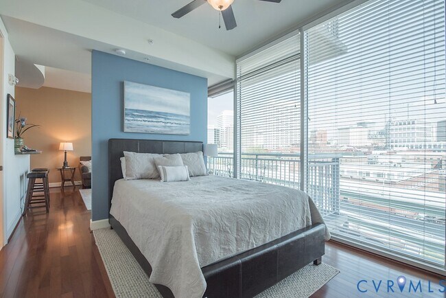 Building Photo - 301 Virginia St