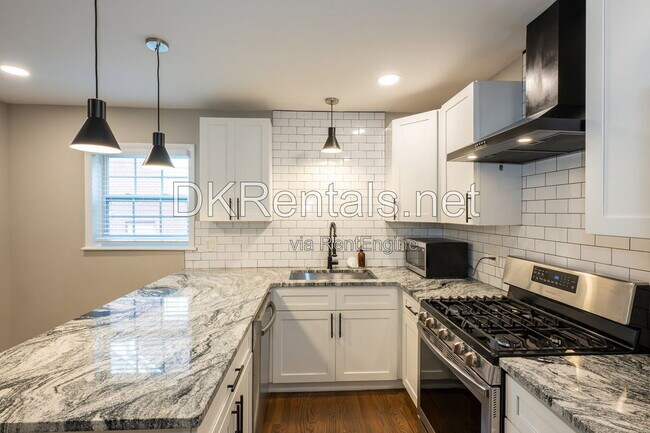 Building Photo - 2131 Bixler Cir