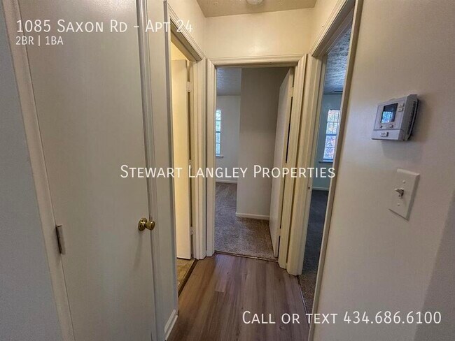 Building Photo - 1085 Saxon Rd