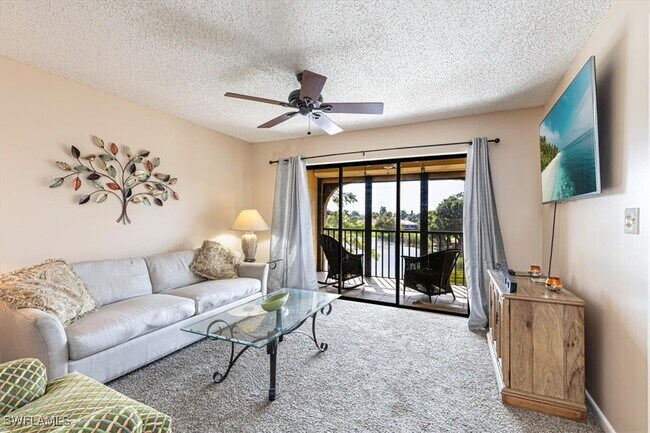 Building Photo - 4912 Tamiami Trl E