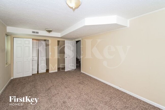Building Photo - 3164 Colorado Dr