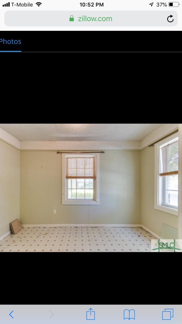 Building Photo - Single Family with yard and off street par...
