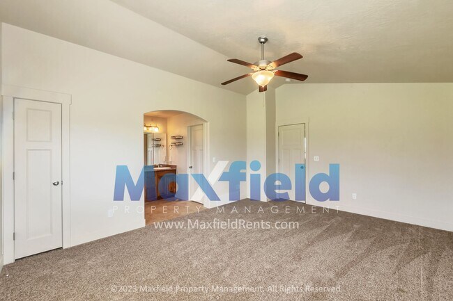 Building Photo - Eagle Mountain 4+ Bed 4 Bath 2600 Sq Ft 2 ...