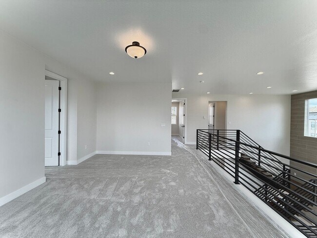 Building Photo - 2179 N Paradise Flt Ln