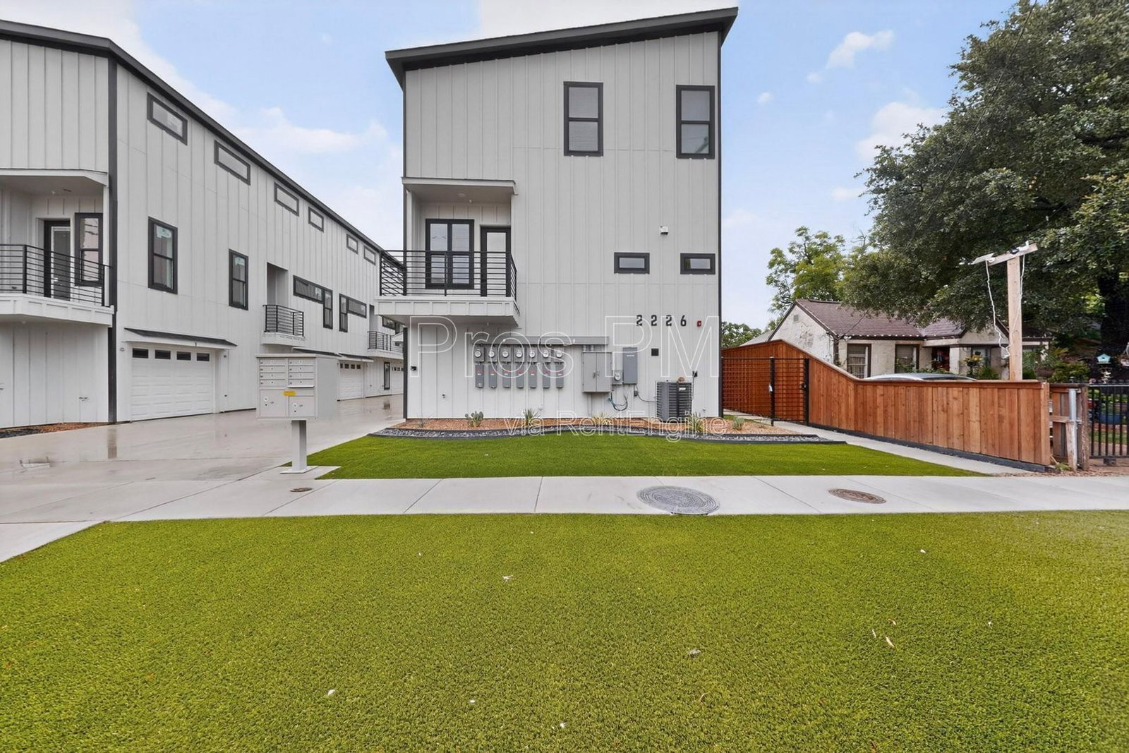 Building Photo - 2226 Shea Rd