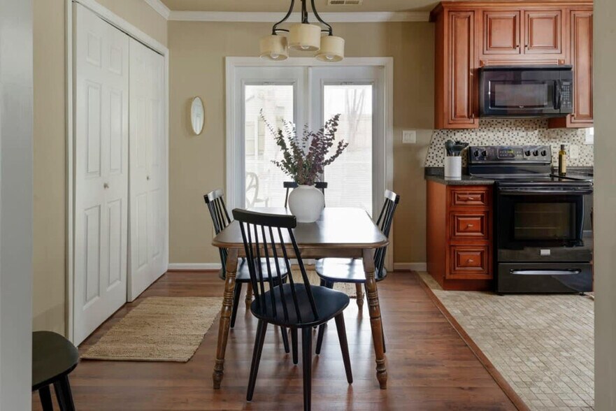 Building Photo - 10623 Copperfield Dr