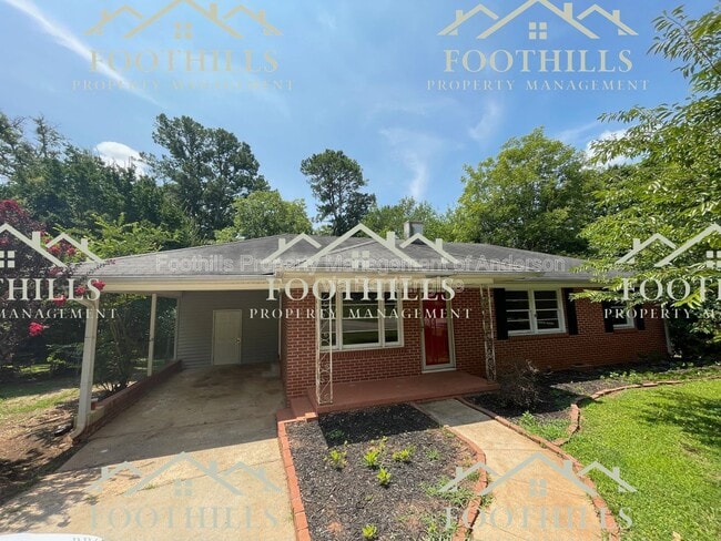 Building Photo - 411 Camellia Dr