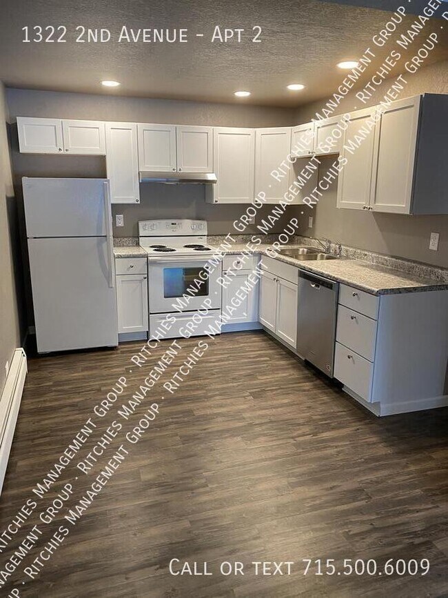 Building Photo - 1322 2nd Ave