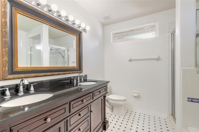 Building Photo - 1694 Town Park Dr