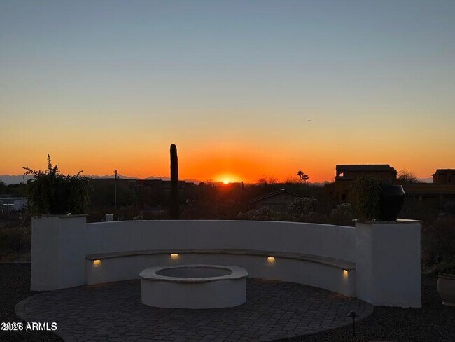 Building Photo - 8158 E Plymouth