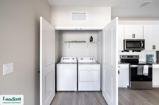 Building Photo - 84 San Filippo Dr SE