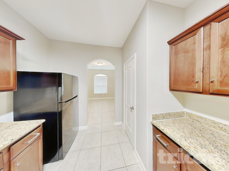 Building Photo - 110 Rushmore Ln