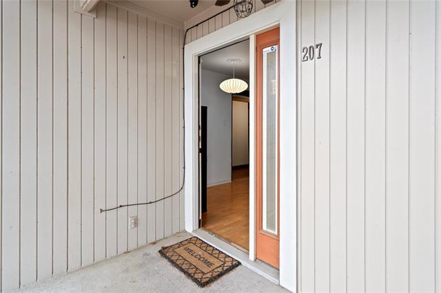 Building Photo - 5218 Fleetwood Oaks Ave