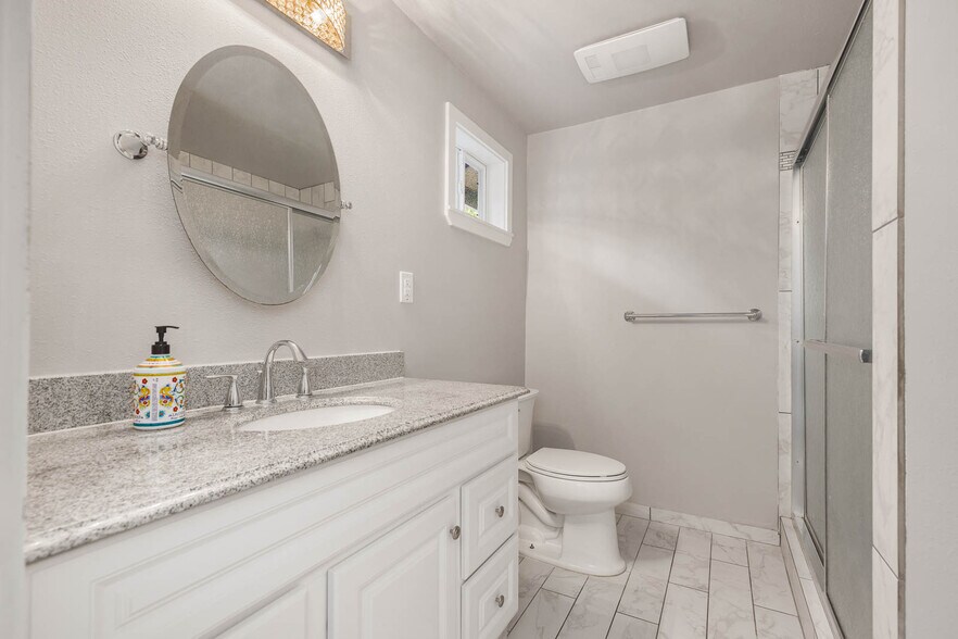 Building Photo - 3122 Glacier Ln