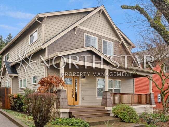 Building Photo - Exceptional Custom Home with Fully Appointed ADU in Prime John’s Landing Location