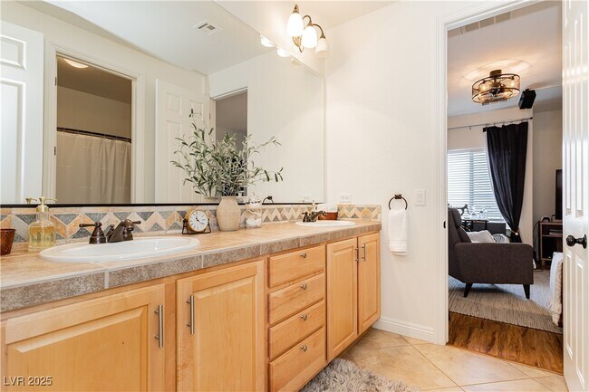 Building Photo - 7381 Summer Duck Way