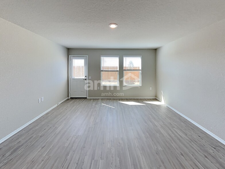 Building Photo - 4418 Meadowland Pl
