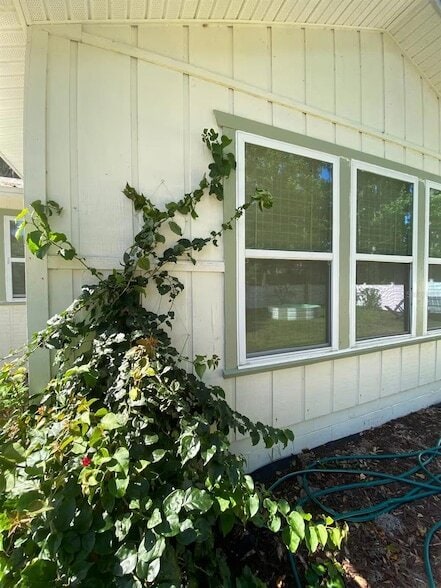 Building Photo - 2433 Lydia Way