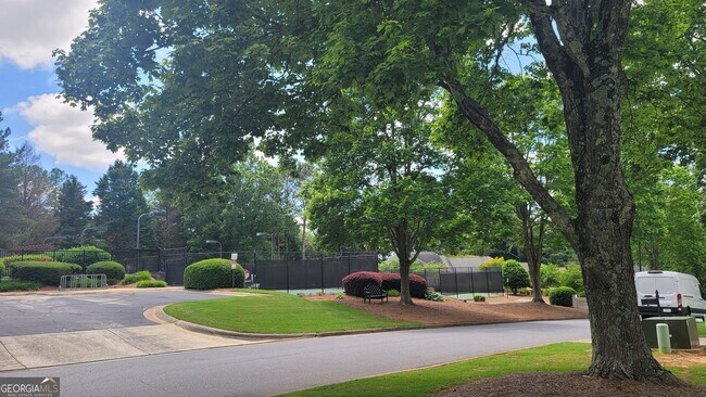 Building Photo - 5005 Johns Creek Ct