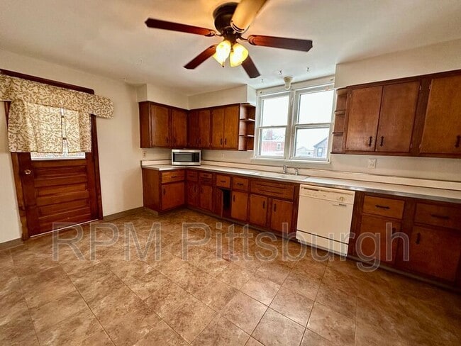 Building Photo - 119 Fitler St