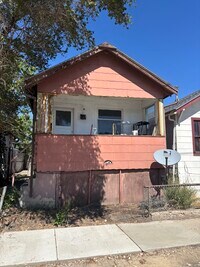 Building Photo - 839 6th St