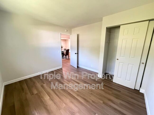Building Photo - 1265 Central Pkwy