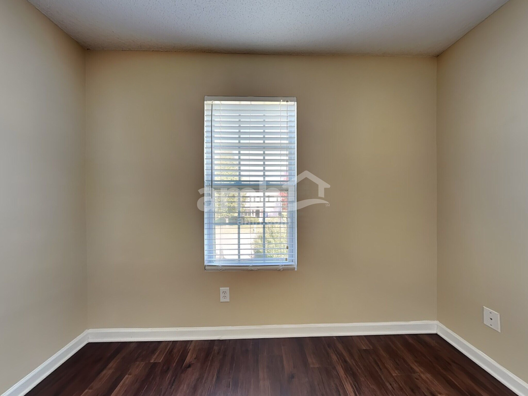 Building Photo - 430 Rockbridge Dr