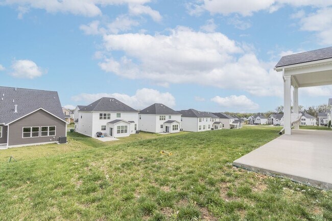 Building Photo - 945 Pleasant Ridge Run