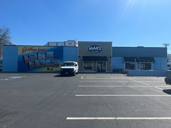 Building Photo - 95 7th Ave