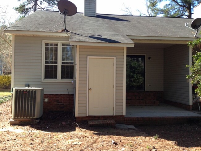Building Photo - 156 Thames Valley Ct