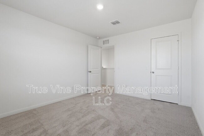 Building Photo - 14523 Bonito Loop