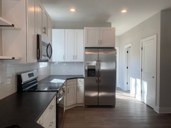 Building Photo - Beautiful New Construction in Madison - 3 Bed 2 Bath - Utilities & Lawncare Included