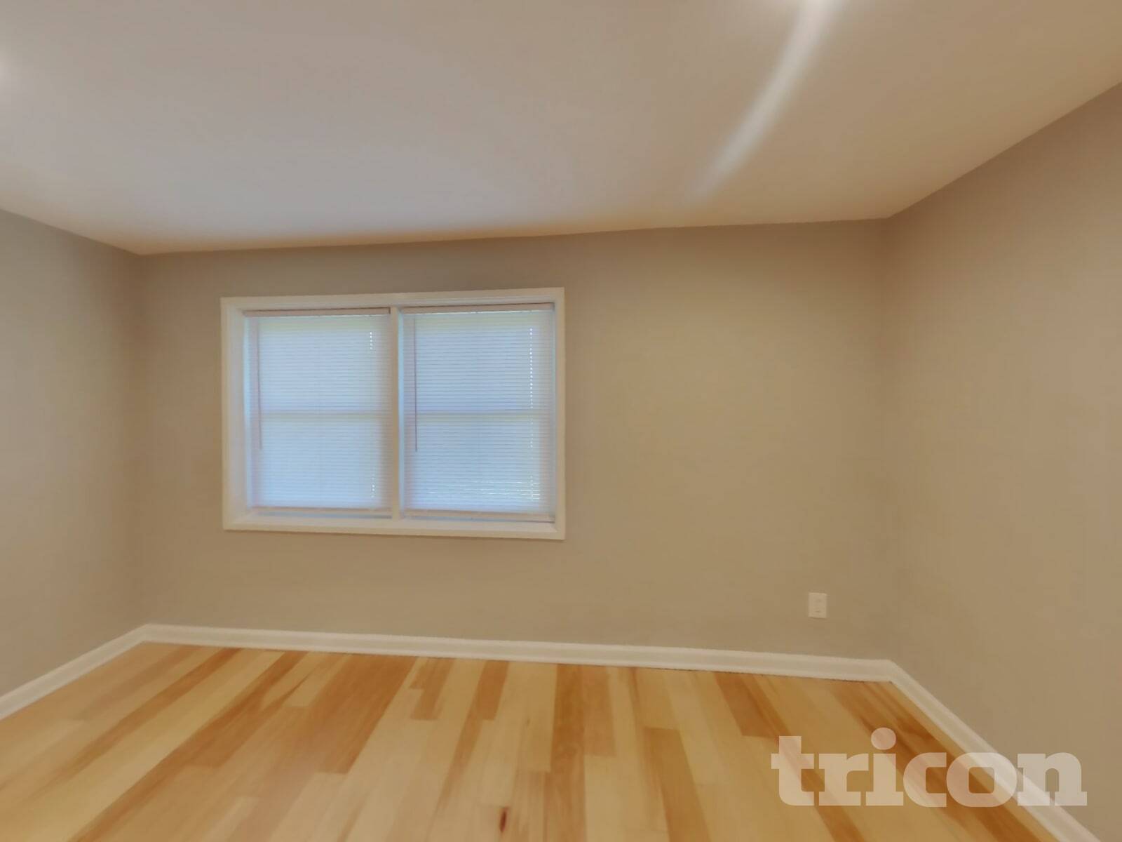 Building Photo - 408 Meadowhurst Ln