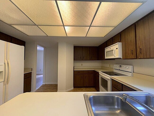 Building Photo - 2/2 in Woodhaven of Palm Coast
