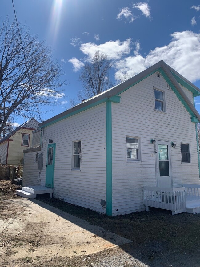 Building Photo - 48 Boynton St