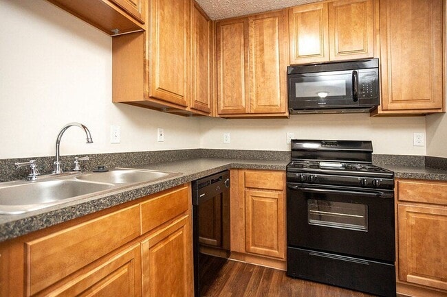 Building Photo - 5591 Rustling Way Ln
