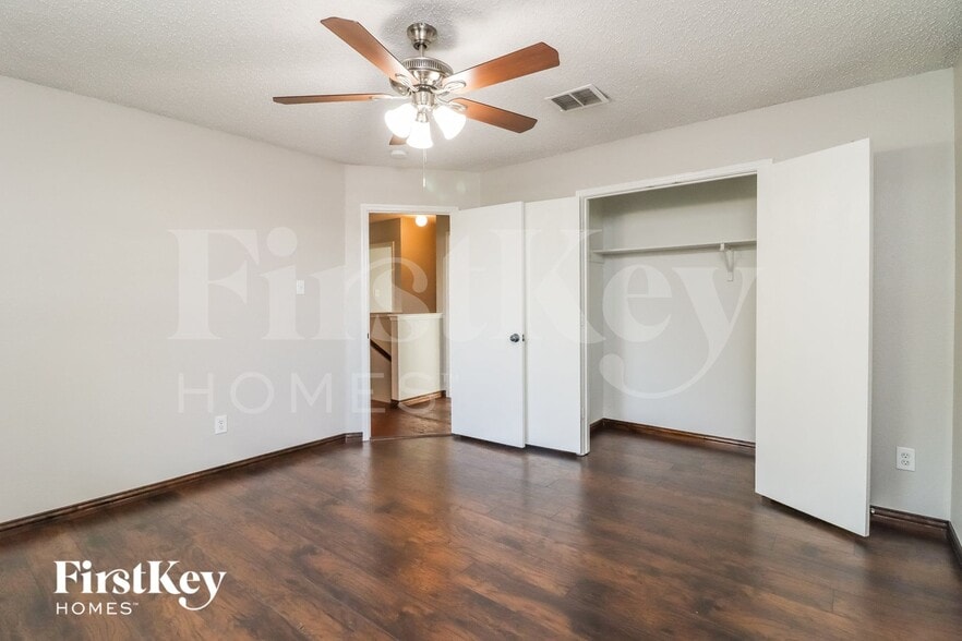 Building Photo - 3900 Golden Horn Ln
