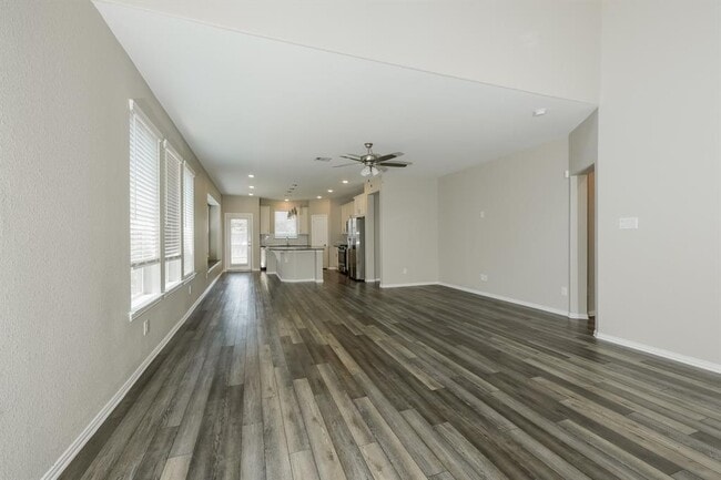 Building Photo - 29884 Dovetail Blf Ln