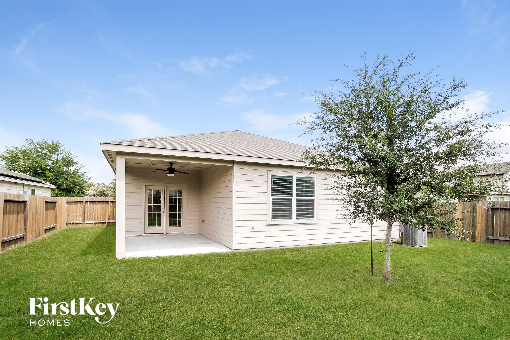 Building Photo - 5623 That Way