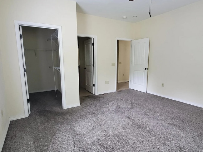 Building Photo - 1311 Berry Dr