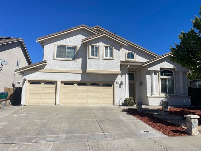 Building Photo - 2733 Sunflower Cir