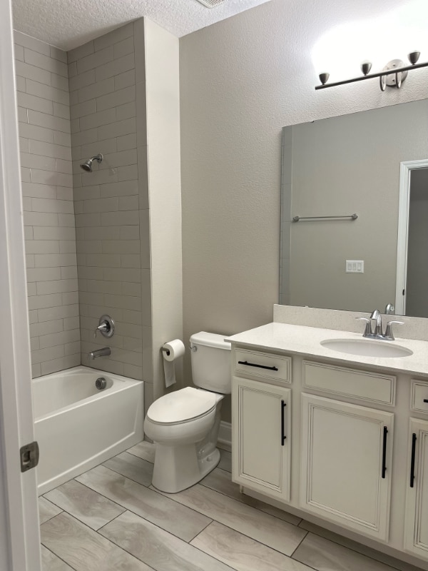 Building Photo - 5350 Costa Del Sol Dr