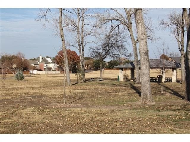 Building Photo - 2621 Pine Springs Dr