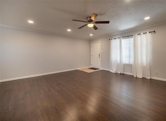 Building Photo - 3535 E NASA Pkwy