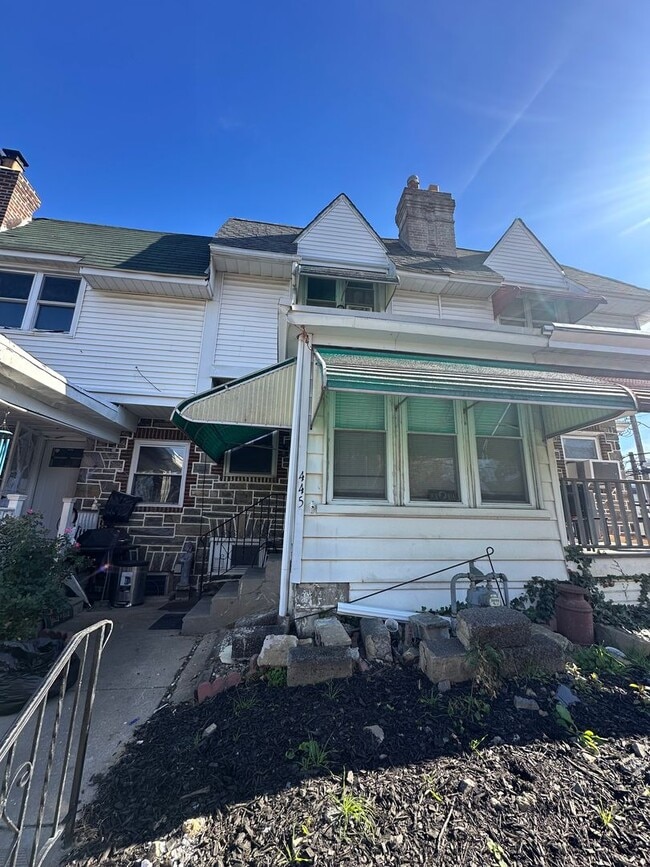 Primary Photo - Charming 3-Bedroom Row Home in Upper Darby