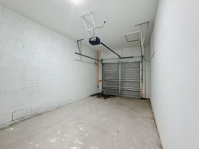 Building Photo - 1748 Barton Towne Cir