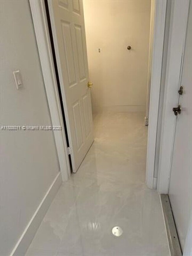 Building Photo - 6444 NW 109th Ave