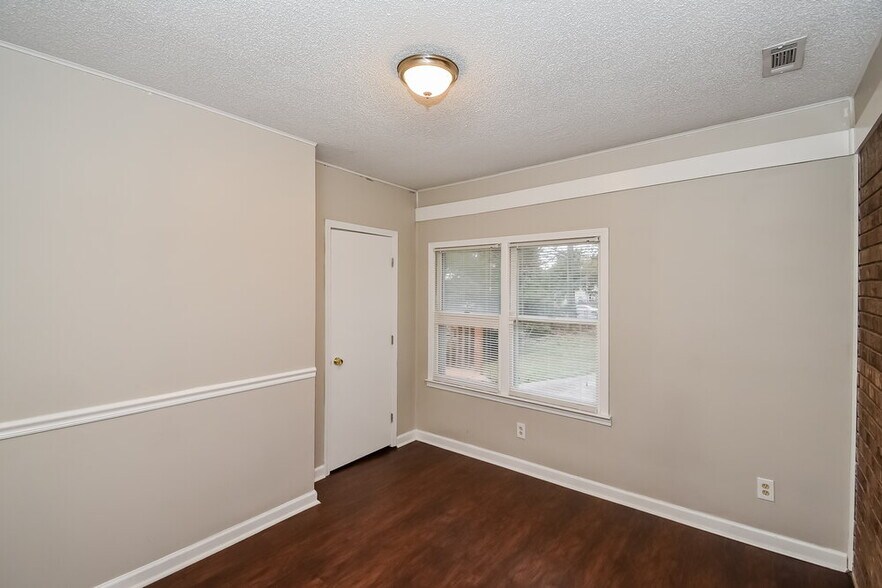 Building Photo - 3805 Nebo Rd