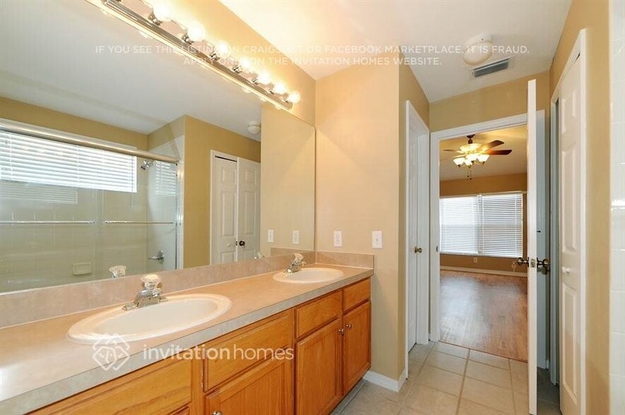 Building Photo - 12001 Colonial Estates Ln